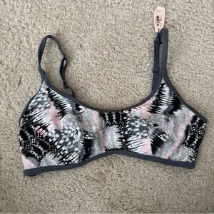 VICTORIA'S SECRET PINK CUT OUT BRALETTE BRA MULTICOLOR - Medium - New With Tags